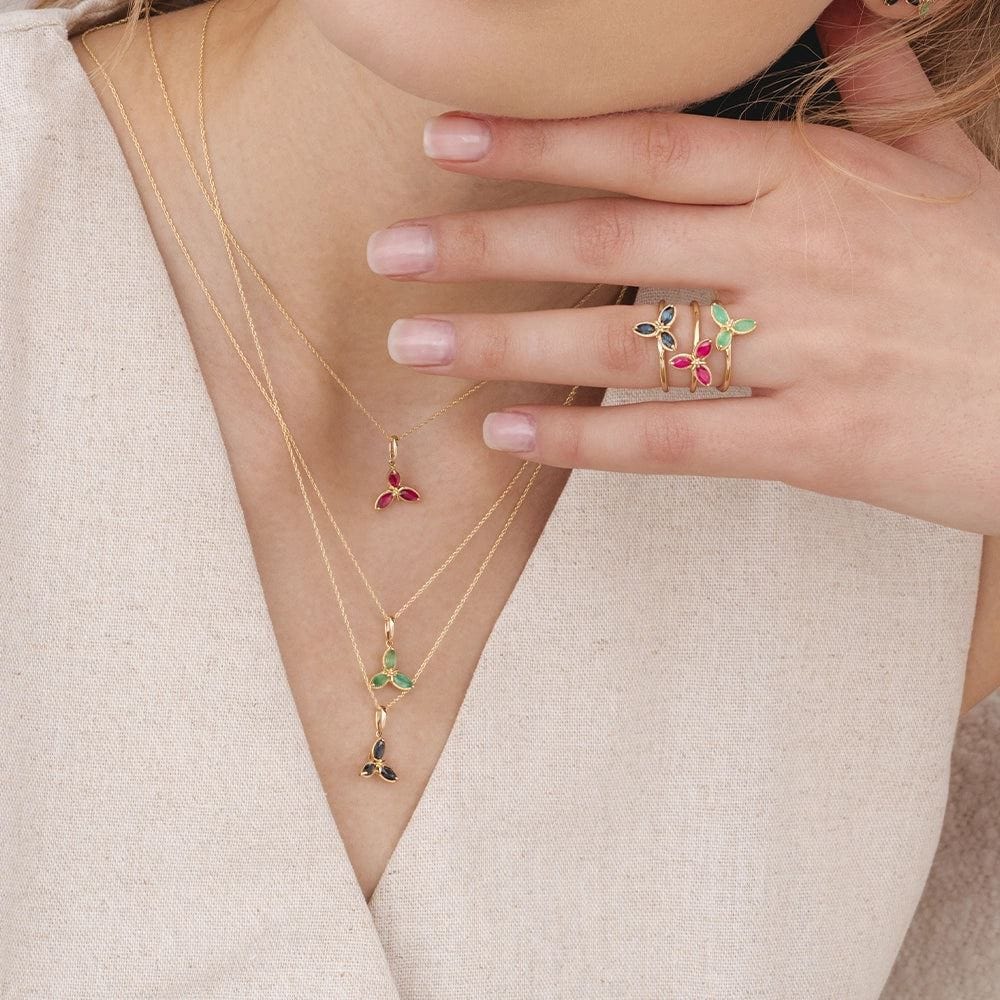 floral-marquise-emerald-ring-in-9ct-yellow-gold-132r8630039 on model