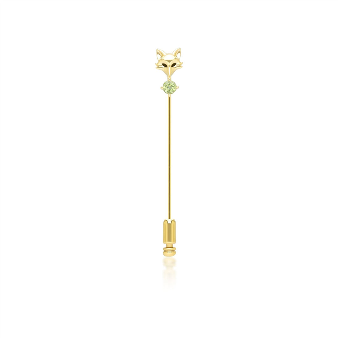 Gardenia Peridot Fox Lapel Pin In 9ct Yellow Gold