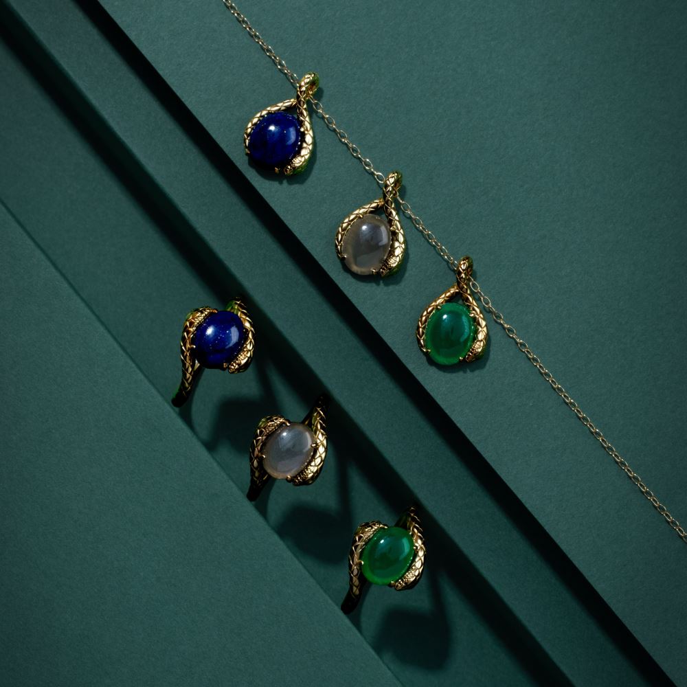 ECFEW™ Oval Lapis Lazuli tail and head set cabochon pendant in gold vermeil sterling silver