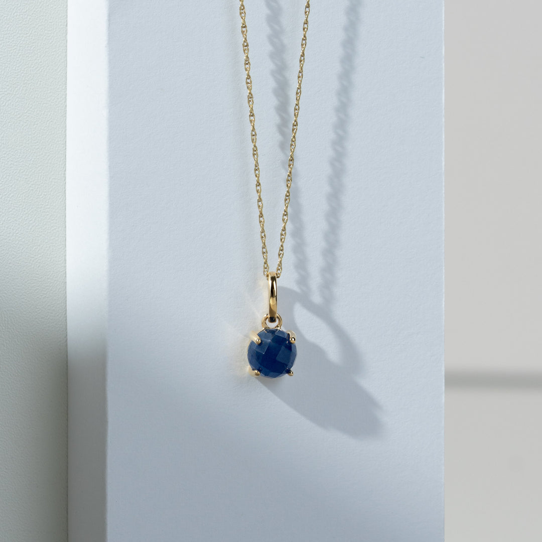 Classic Round Sapphire Checkerboard Pendant in 9ct Yellow Gold