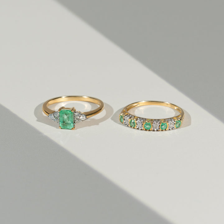 Classic Baguette Emerald & Diamond Ring in 9ct Yellow Gold
