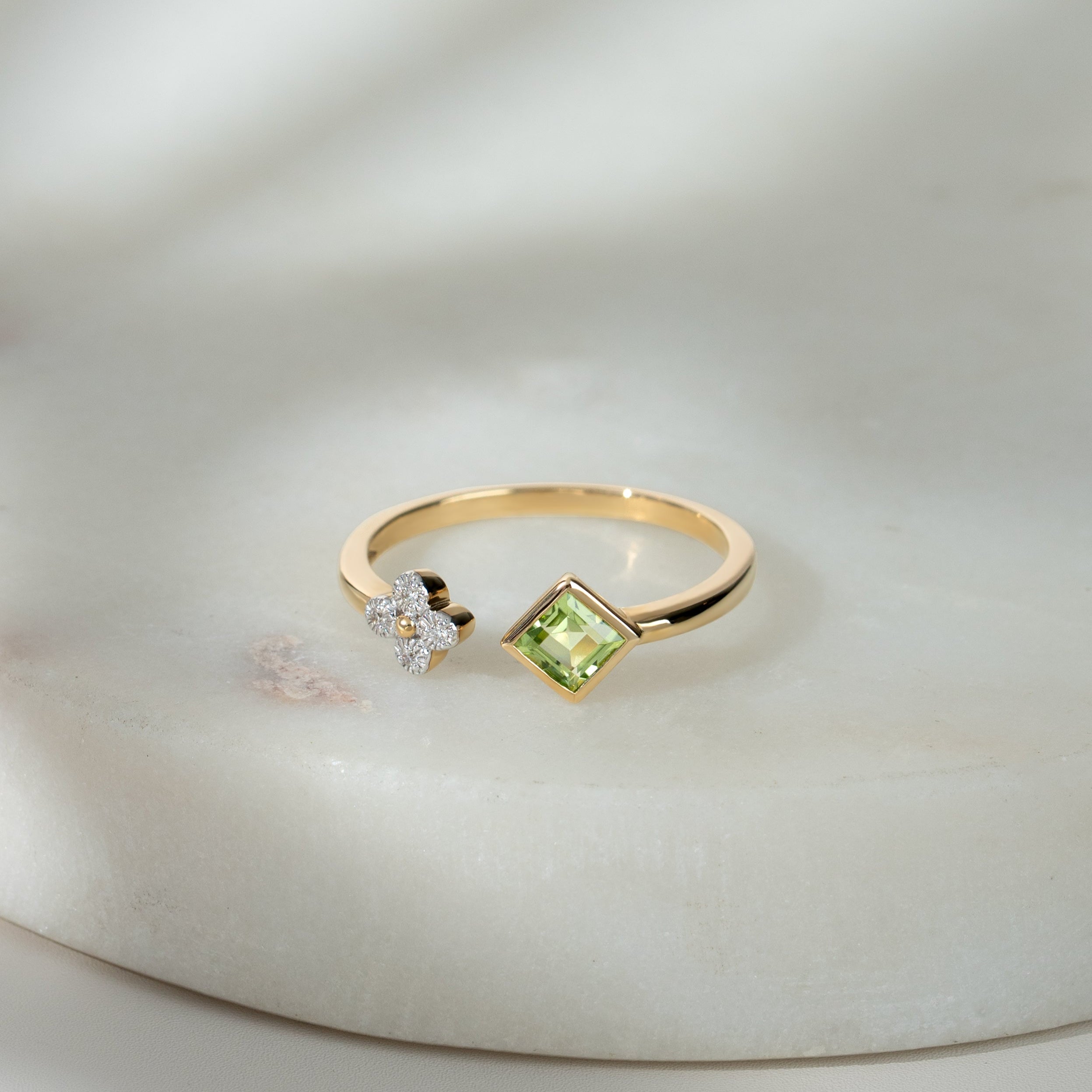 Contemporary Peridot & Diamond Open Ring in 9ct Yellow Gold