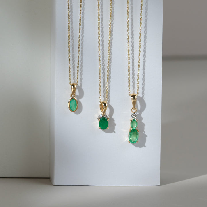 Classic Oval Emerald Pendant in 9ct Yellow Gold