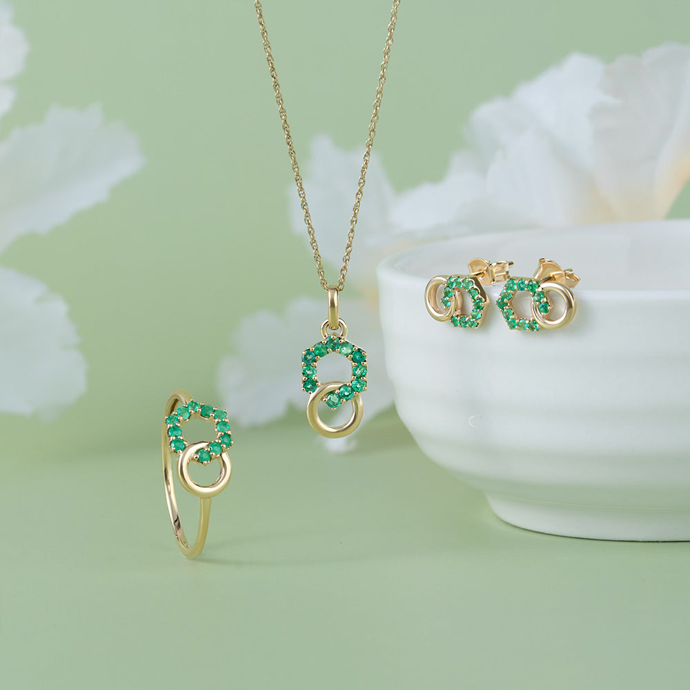 Geometric Hexagon and Round Linked with Prong Set Emerald Ring in 9ct Yellow Gold