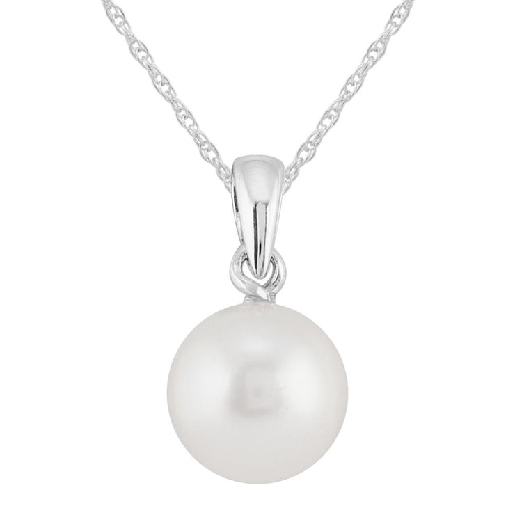 Classic Freshwater Pearl Pendant on Chain Image 1