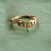 O Leaf Peridot Wishbone Ring in 9ct Yellow Gold